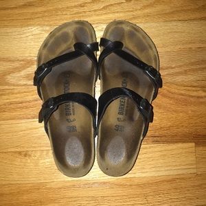 Mayari Birkenstock’s